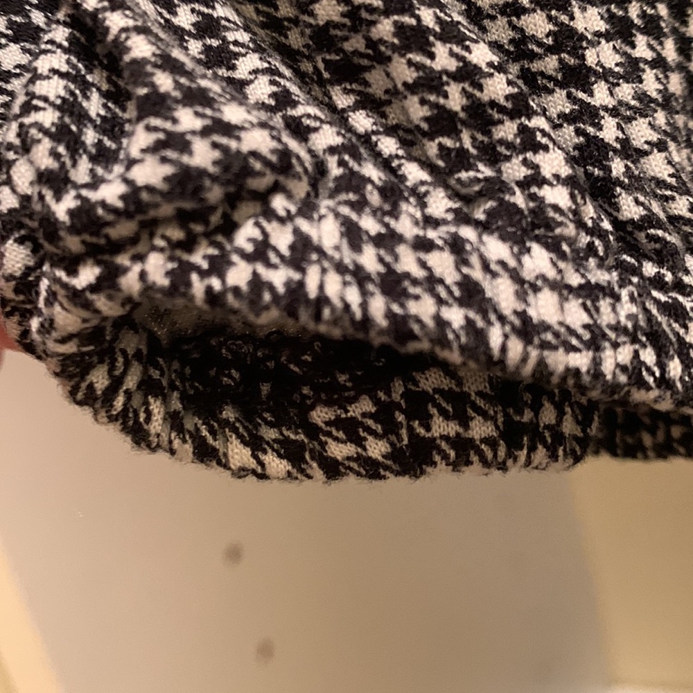 Top - Picture 3 of 4
